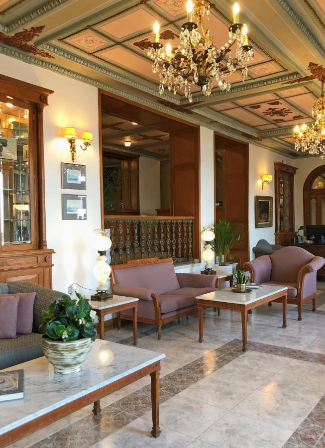 Hotel Syrou Melathron 4*